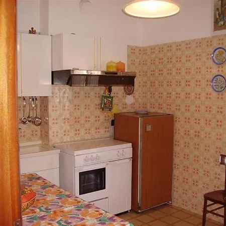 Lido Apartment *
